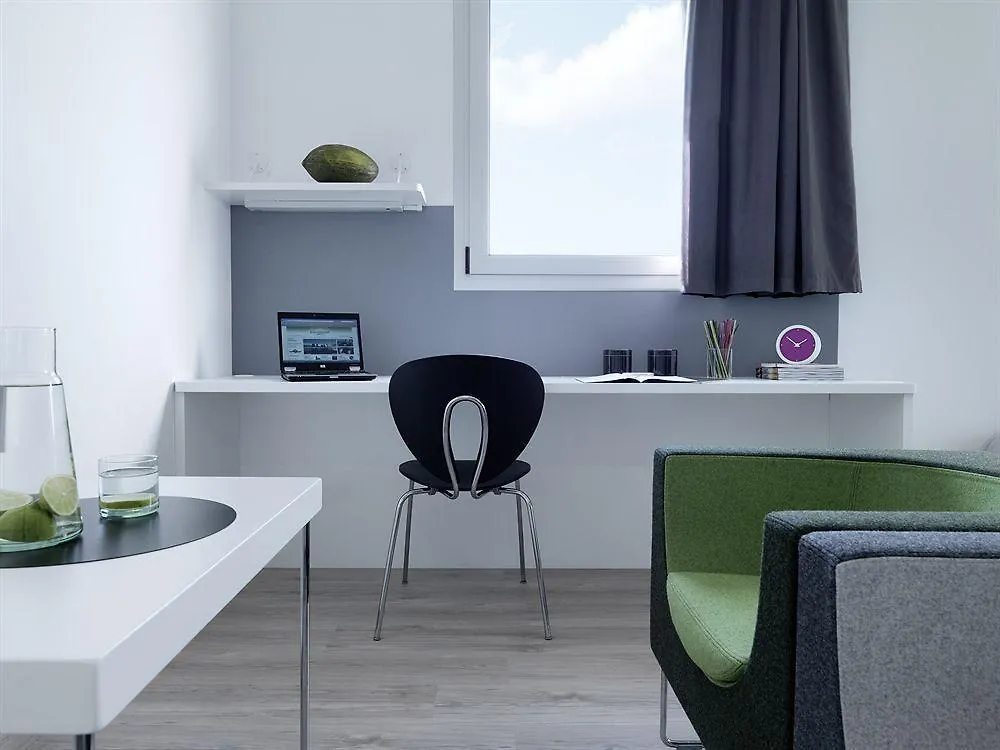 Hotel Residencia Melon District Marina Barcelona